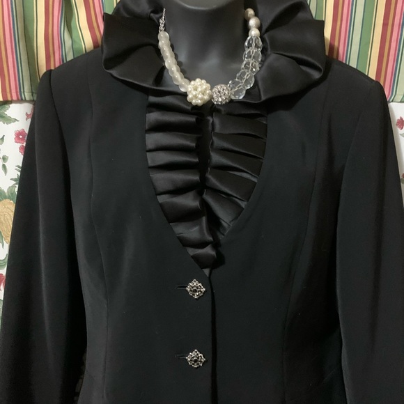 Meet your Posher, Annette - Picture 2 of 8